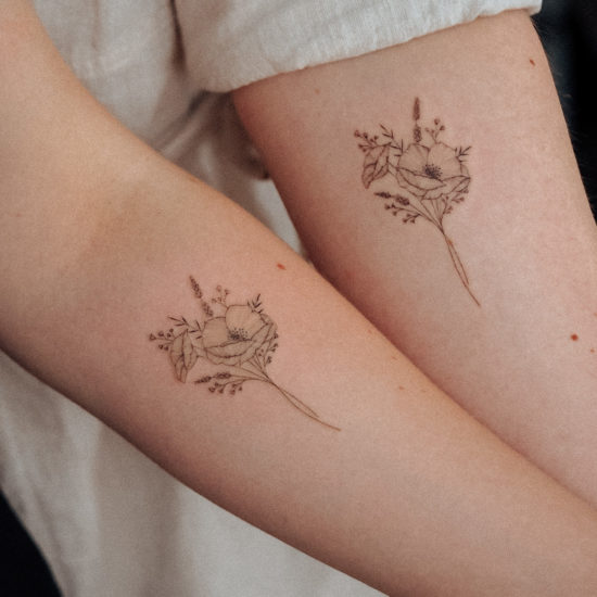 Poppy bouquet tattoo for sisters by Alina BUNAMI INK
